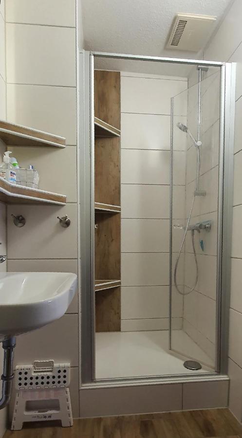 Friesenmeer Ferienwohnung Drei Бензерзил Екстериор снимка